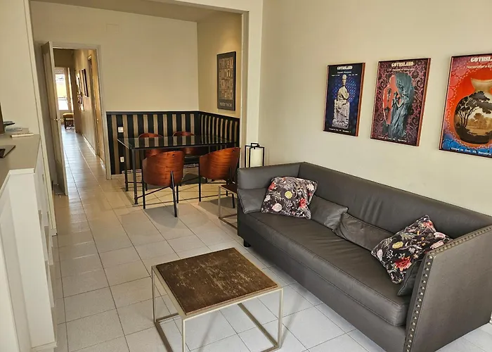 Apartaments Sant Jordi Girona 97