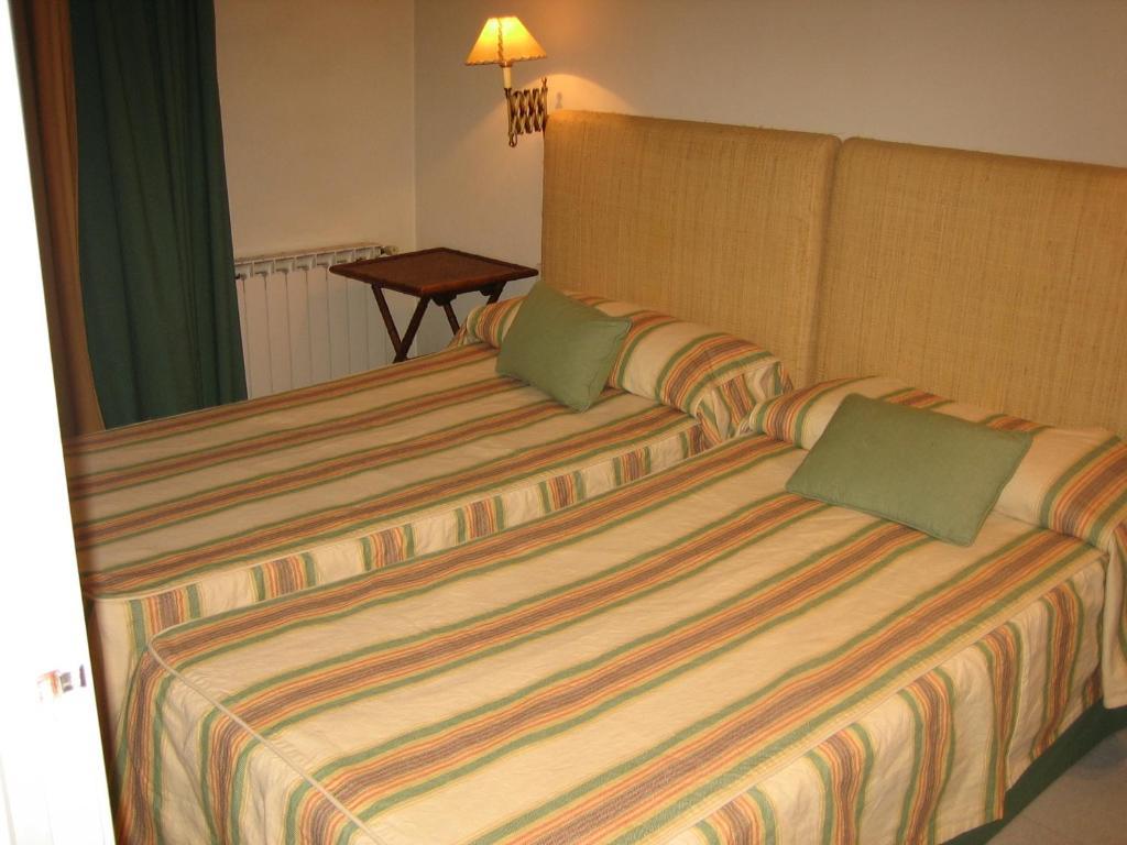 Sant Jordi Girona 97 Apartament *