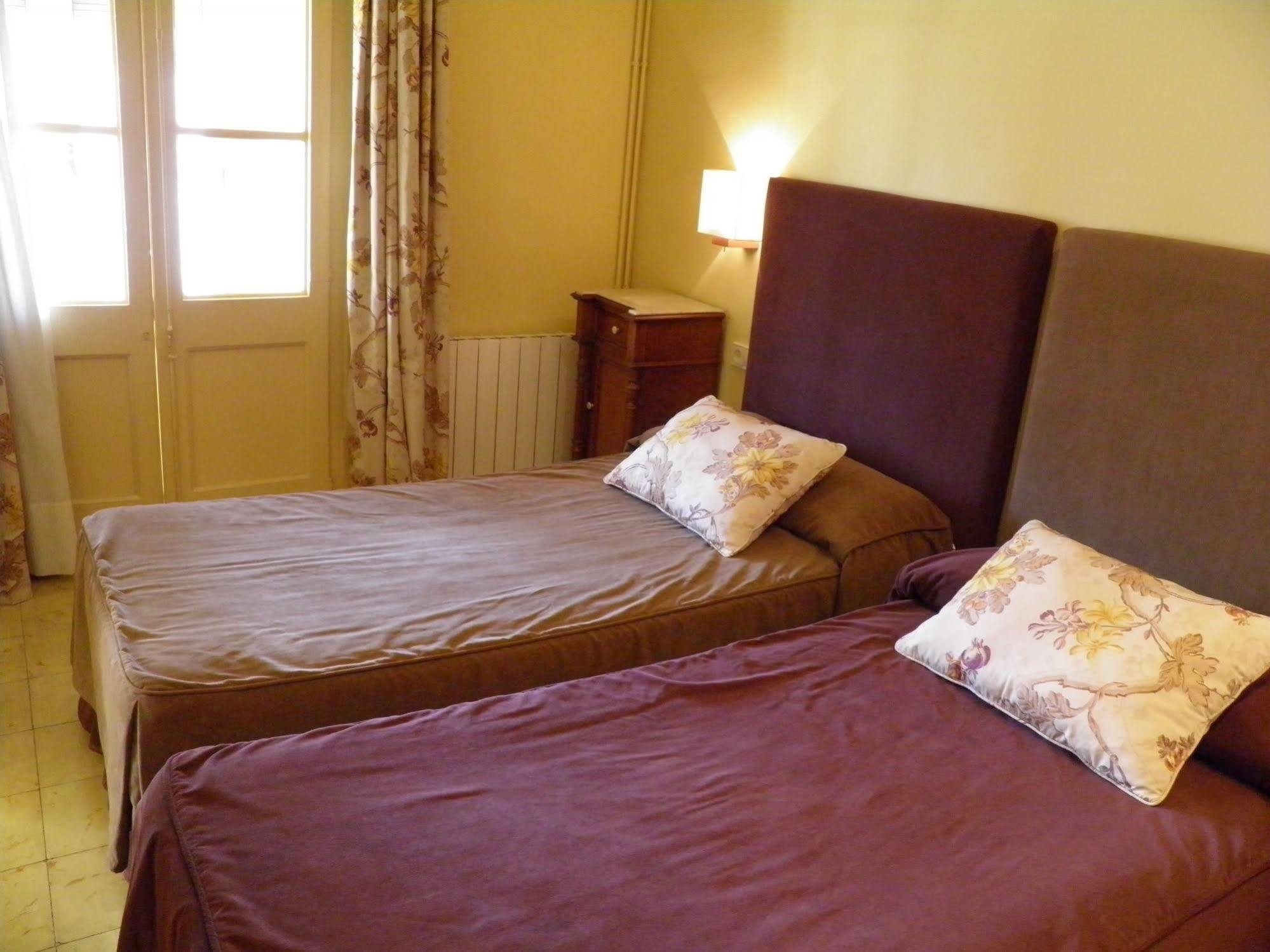 Sant Jordi Girona 97 Apartament *